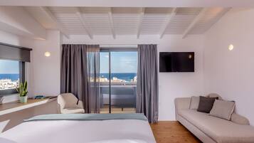 Junior Studio Suite, Sea View | View from room