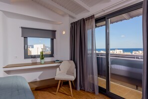 Junior Studio Suite, Sea View | Desk, iron/ironing board, free WiFi, bed sheets - Iraklion Hotel (Heraklion)