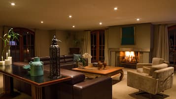 Sala de estar en el lobby