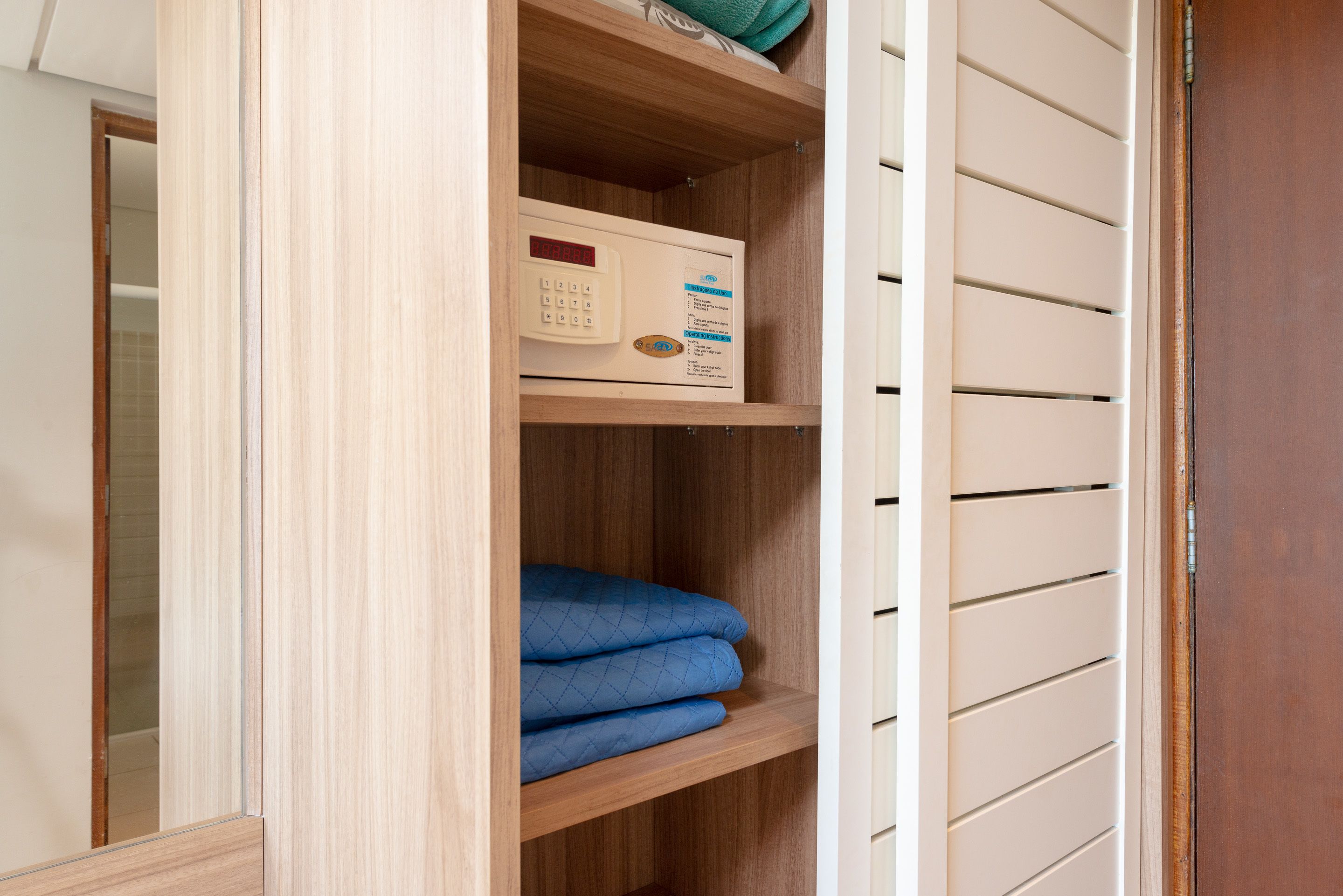 quarto duplo | 1 bedroom, premium bedding, minibar, in-room safe