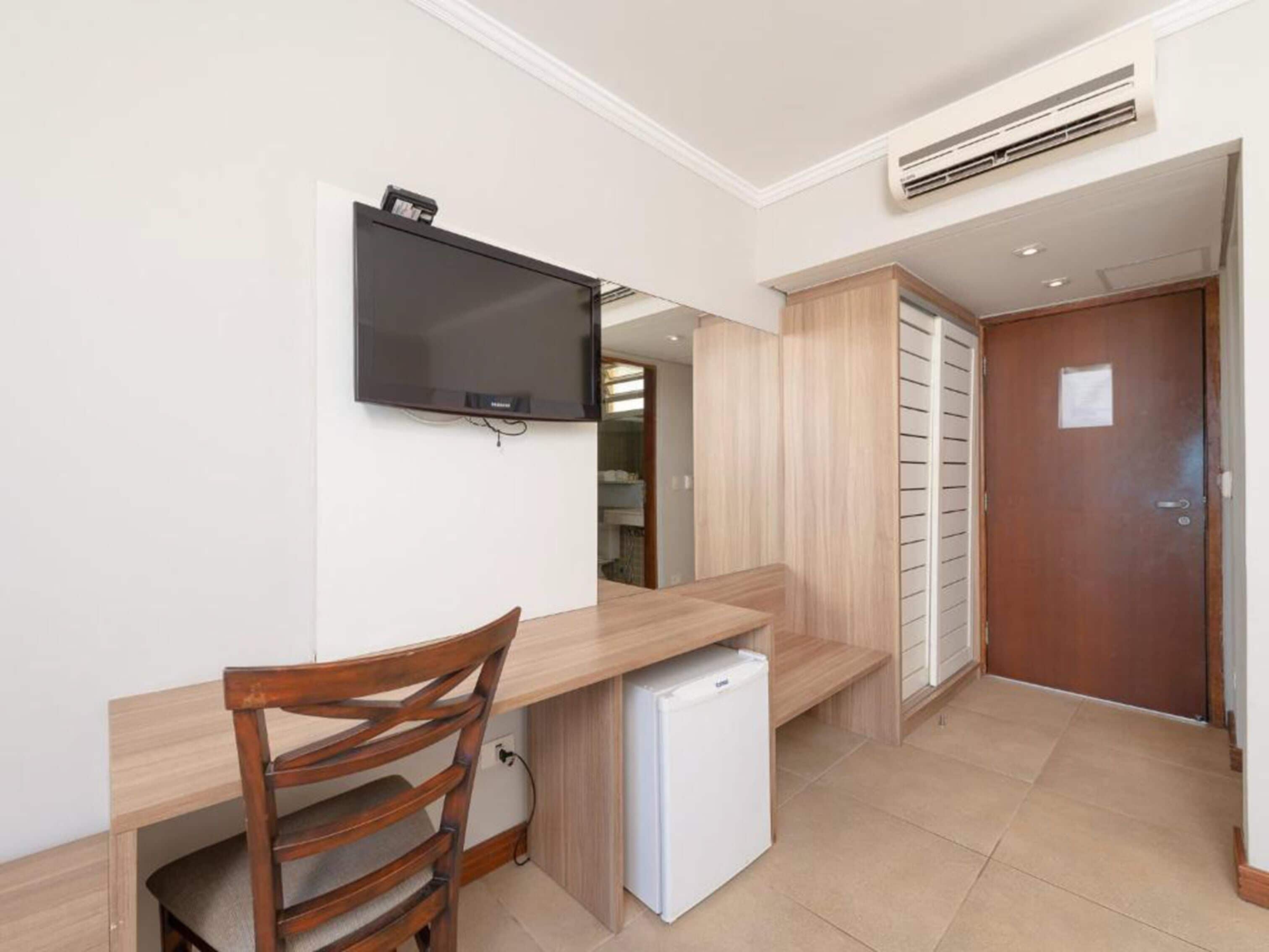 family quadruple room | living area | 32-inch lcd tv with cable channels, tv