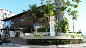 Front of property - Hotel Costa Norte Massaguaçu (Caraguatatuba)