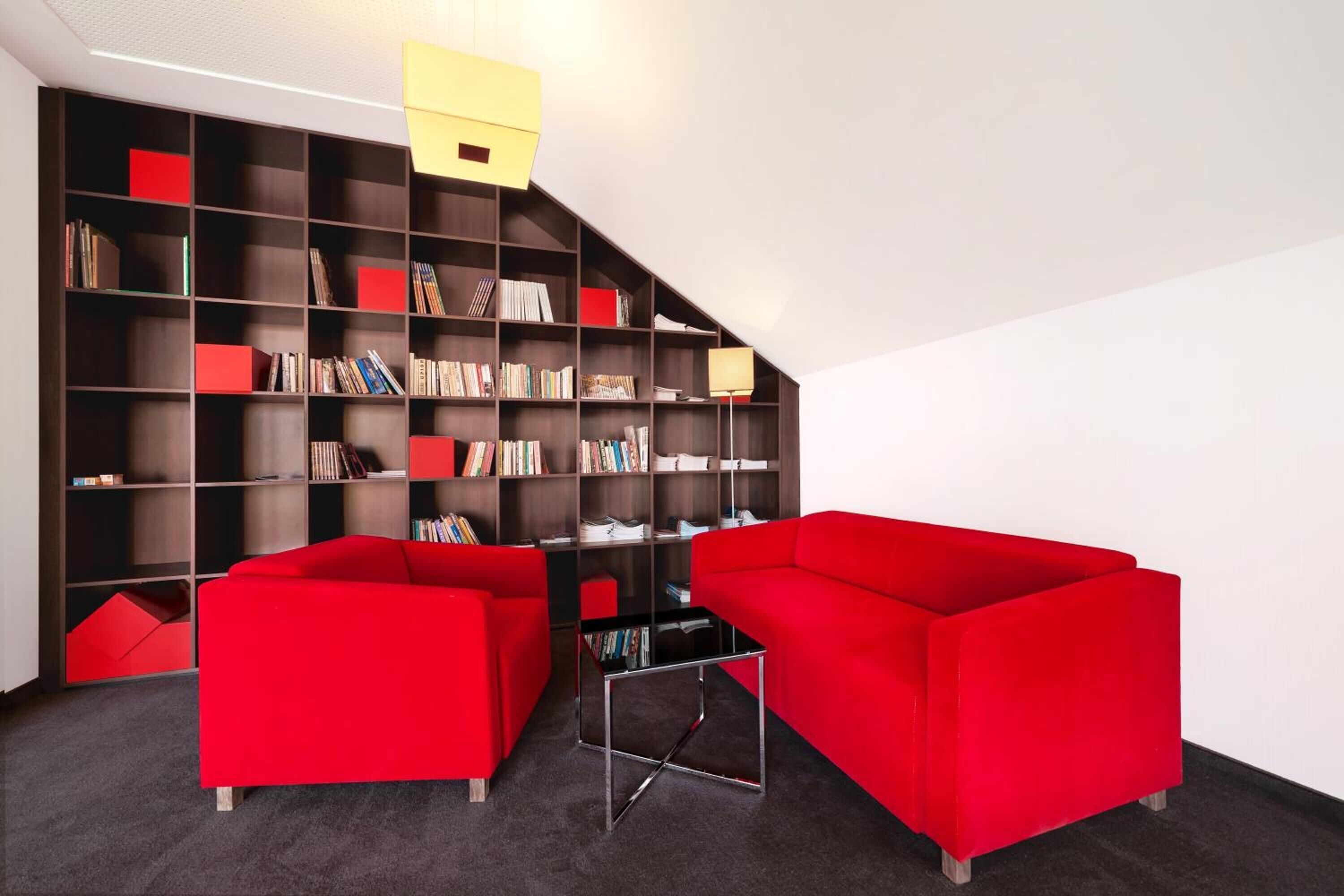 flat-screen tv, ping pong, toys, books