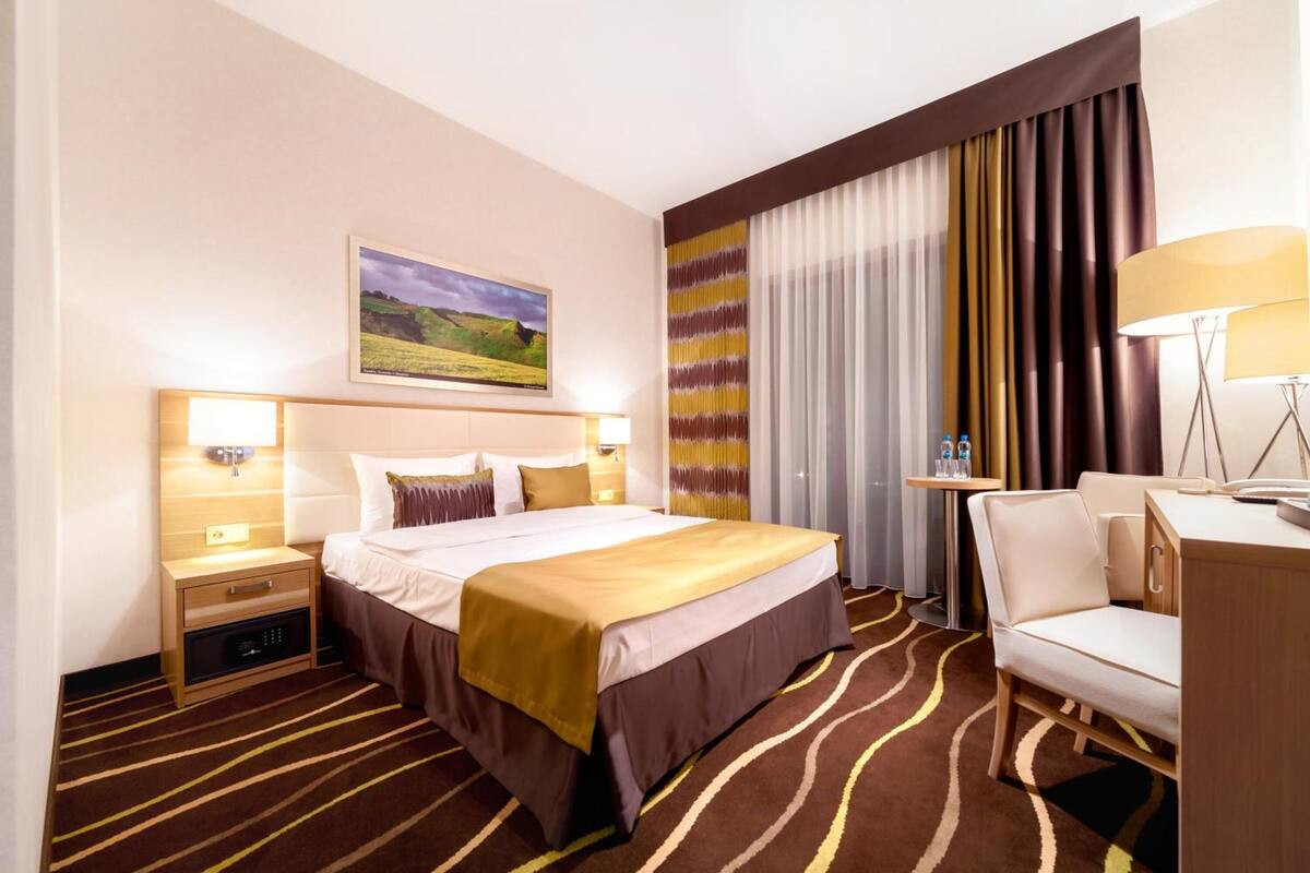 1 bedroom, minibar, in-room safe, rollaway beds