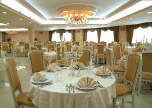 Banquet hall