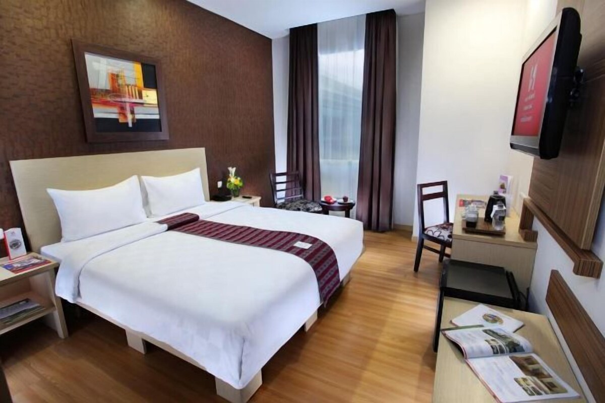 Superior Deluxe King Room