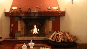 Fireplace - Pousada Cedro do Líbano (Campos do Jordao)