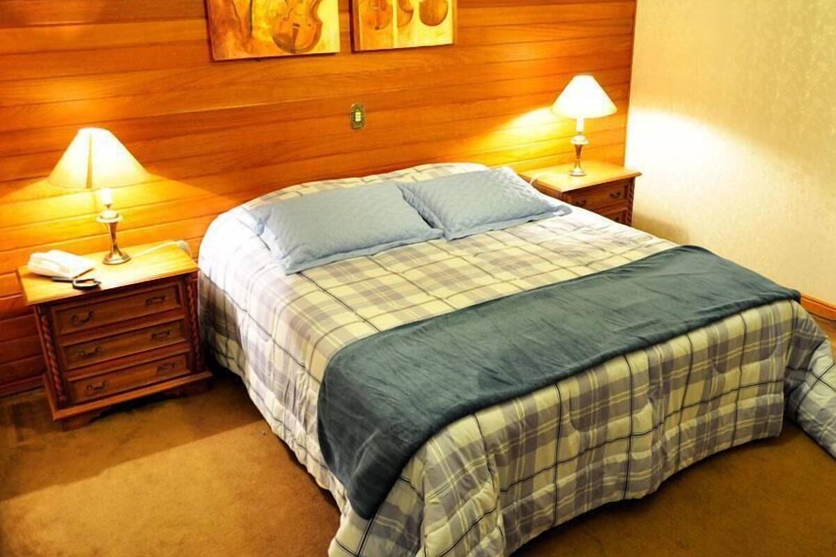 Superior Room | Minibar, free WiFi