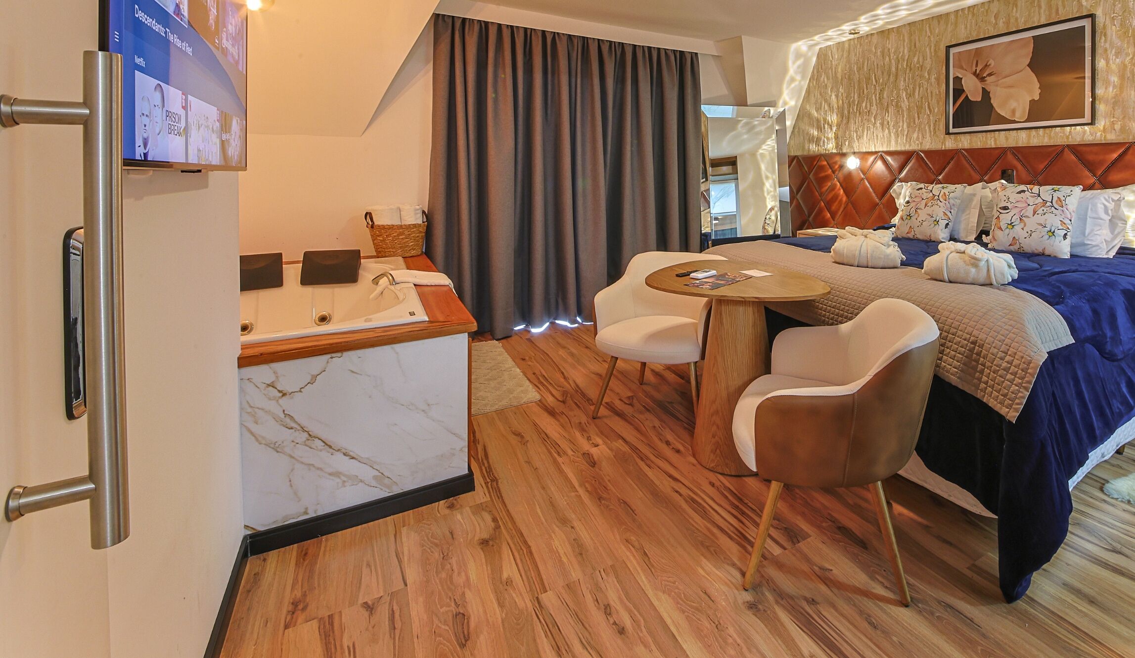 Habitació nupcial | Minibar, cortines opaques, habitacions insonoritzades i wifi gratuïta 