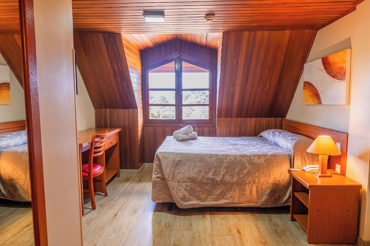 Superior Triple Room | 1 soveværelse, mørklægningsgardiner, sengetøj