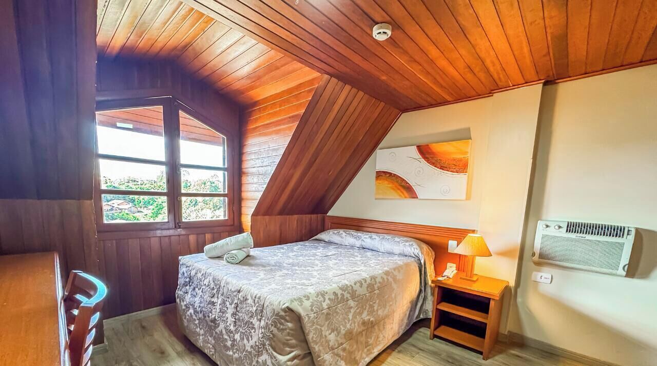 Superior Triple Room | Blendingsgardiner og sengetøy