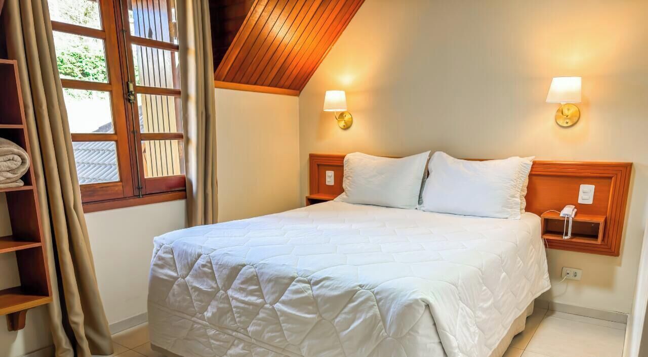 Dobbeltrom – standard | Blendingsgardiner og sengetøy