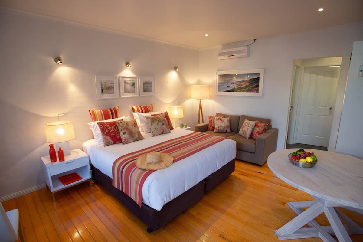 Bộ đồ giường cao cấp, trang trí khác biệt