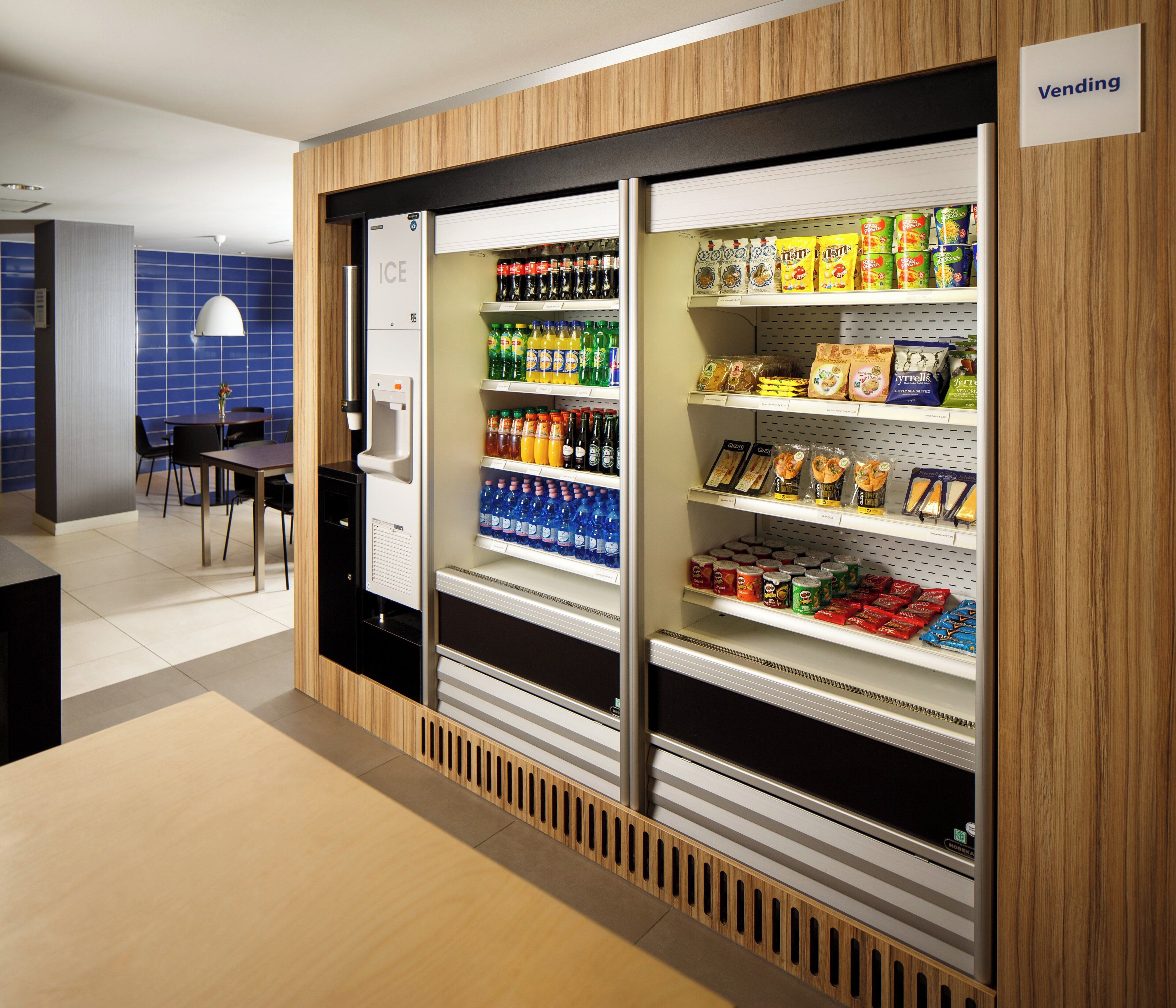 Photo - Holiday Inn Express Rotterdam - Central Station by IHG