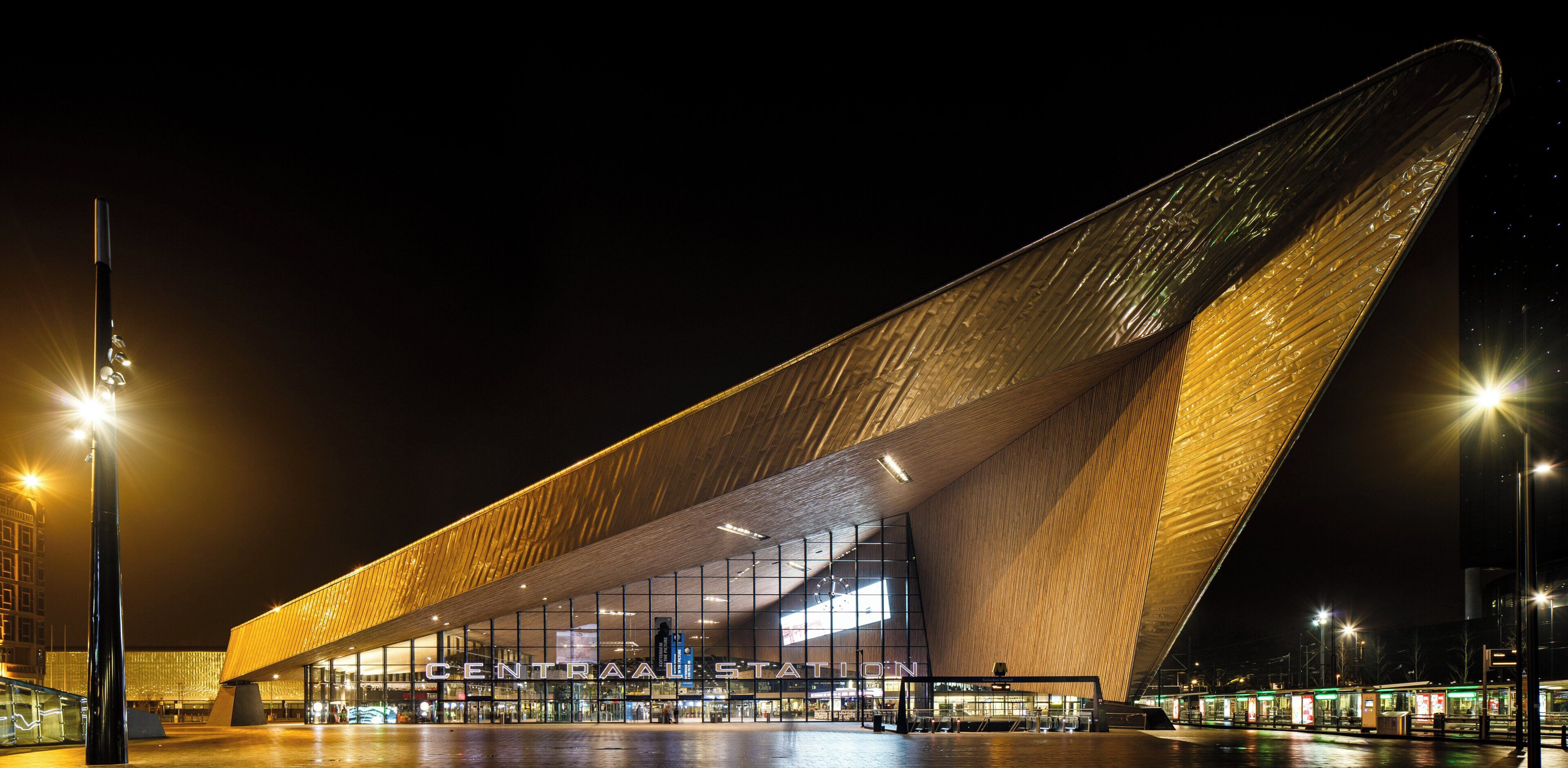 Photo - Holiday Inn Express Rotterdam - Central Station by IHG