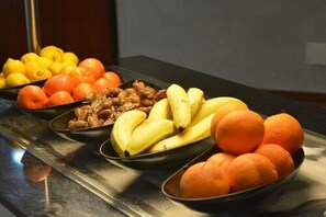Buffet déjeuner servi tous les jours en supplément