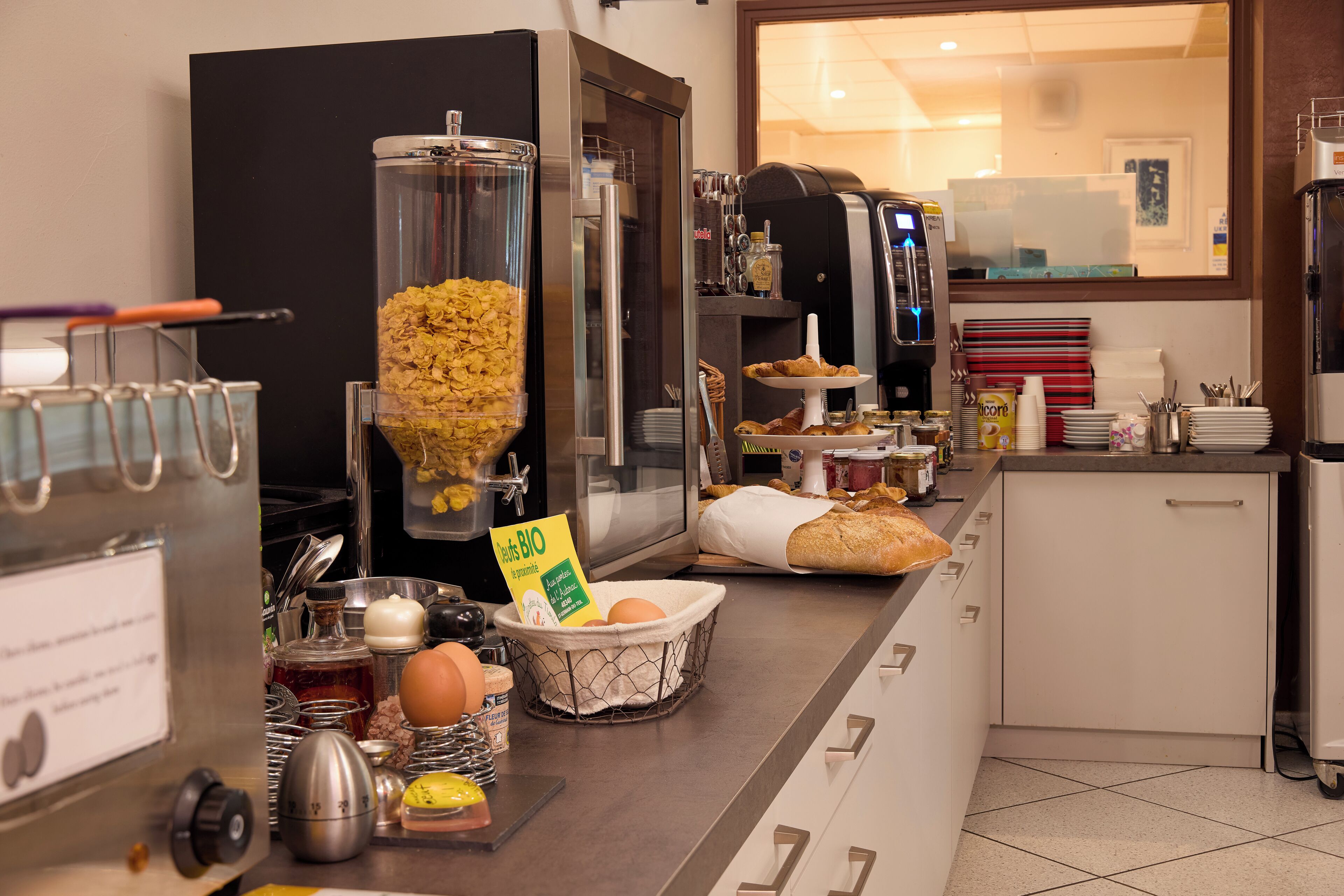 daily buffet breakfast (eur 12 per person)