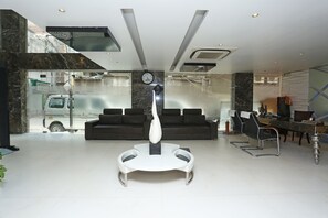 Exterior - Hotel Uppal International (New Delhi)