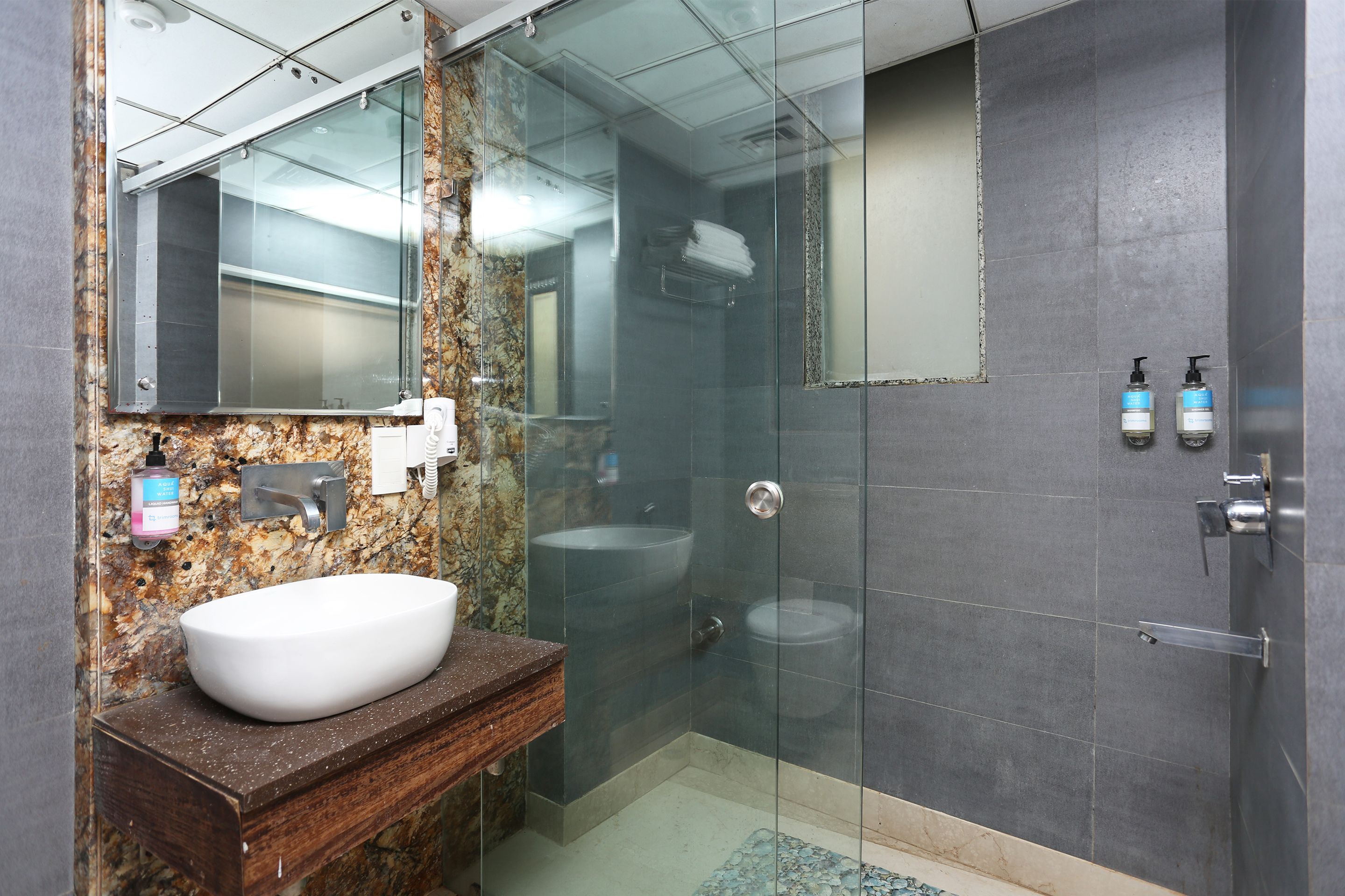 Photo - Super Townhouse Oak New Delhi Central Railway Junction Formerly Uppal International