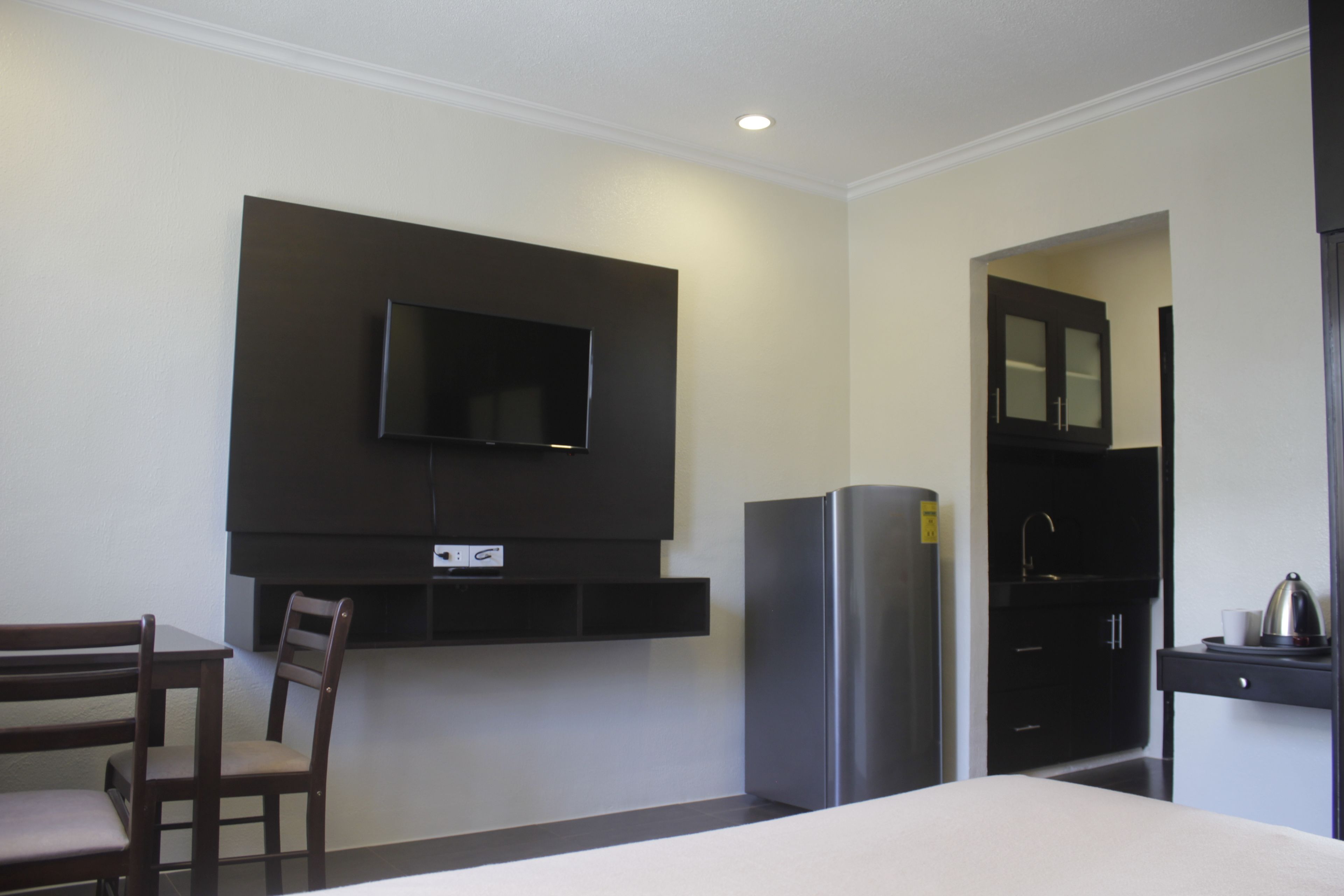 superior studio suite | 2 bedrooms, in-room safe, desk, free wifi