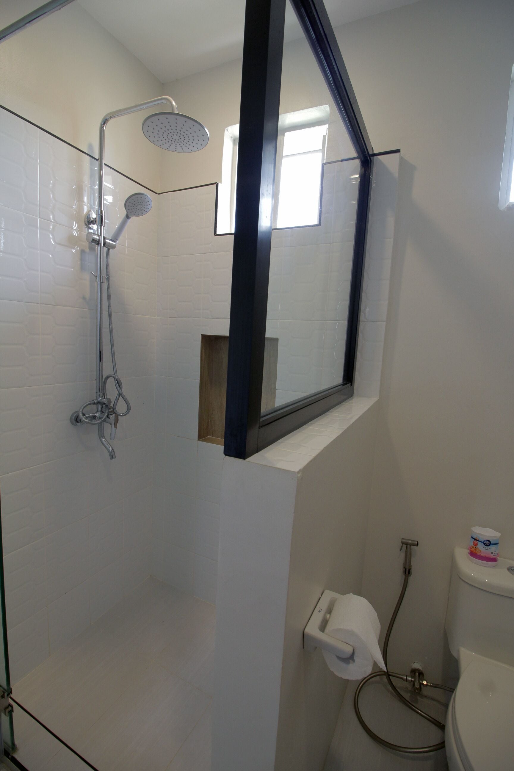 premium apartment, 2 bedrooms | bathroom | shower, towels