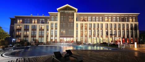 Front of property - evening/night