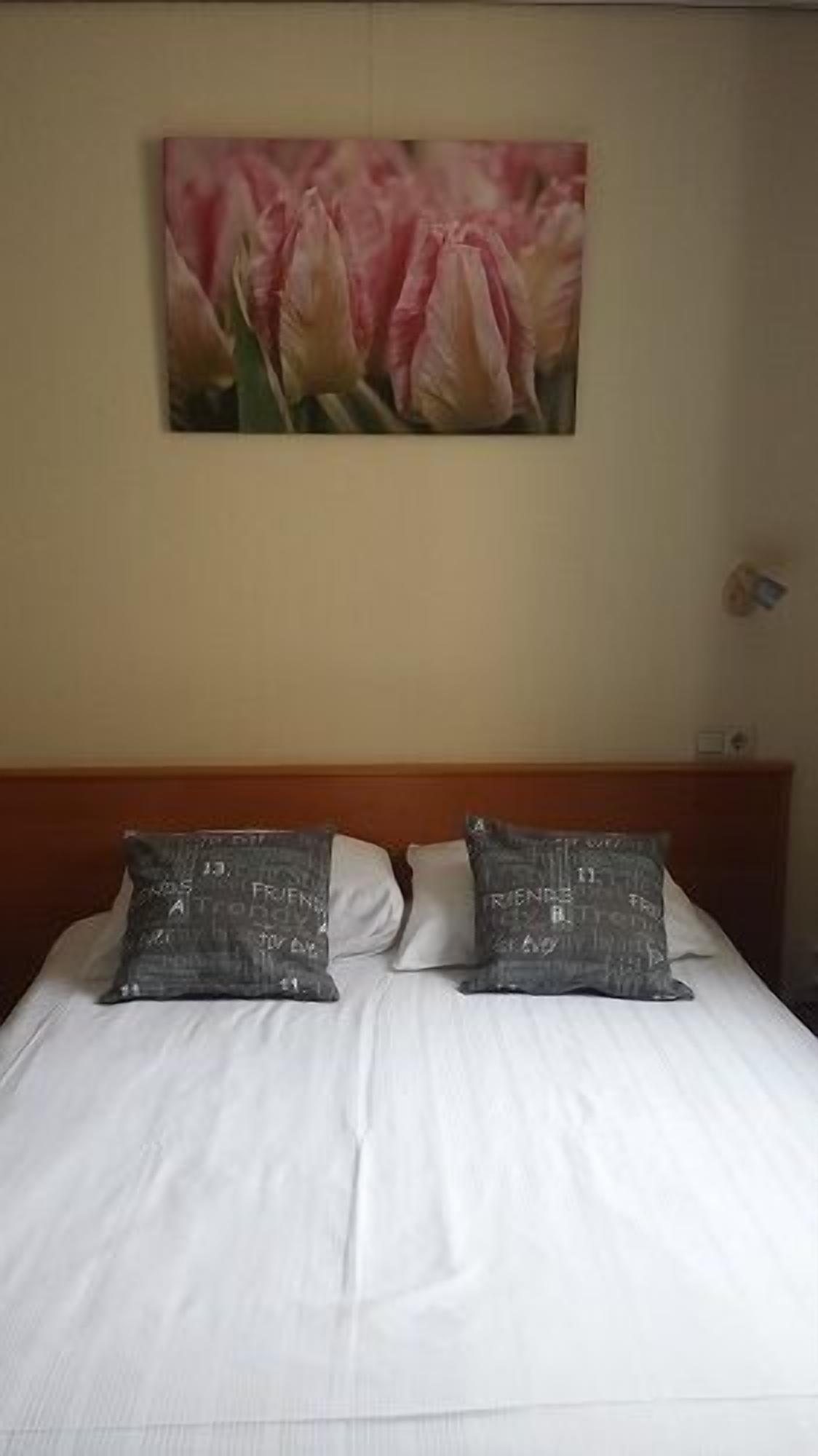 double room (small) | 1 bedroom, down duvets, free cots/infant beds, rollaway beds