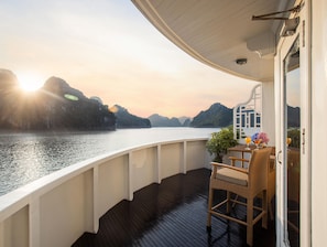 Balcony view - The Au Co Cruises (Ha Long)