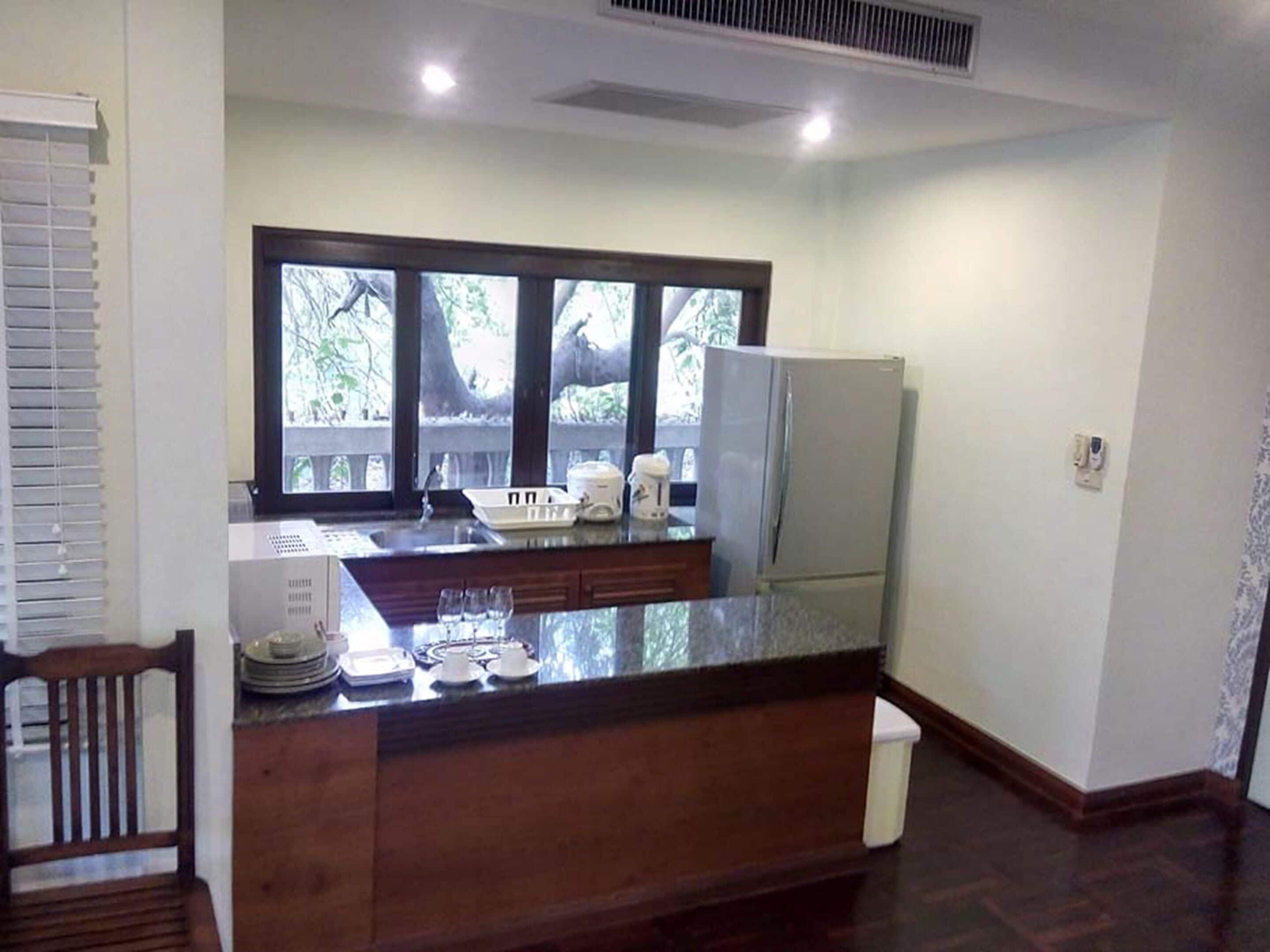 deluxe villa, 2 bedrooms, kitchen | living area