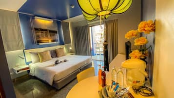 Standard Room | Minibar, desk, blackout drapes, soundproofing
