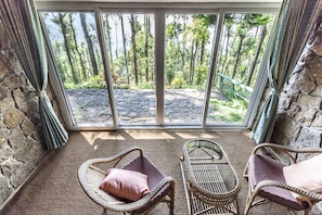 Luxury Room, 1 Bedroom, Hill View, Mountainside | Balcony