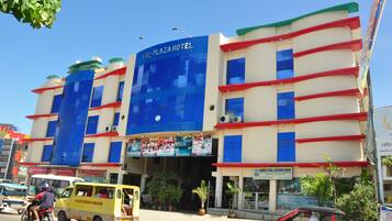 Quang cảnh đường phố