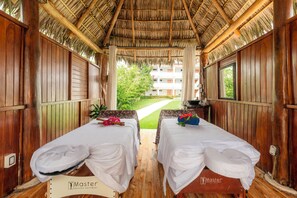 Couples treatment rooms, body treatments, aromatherapy