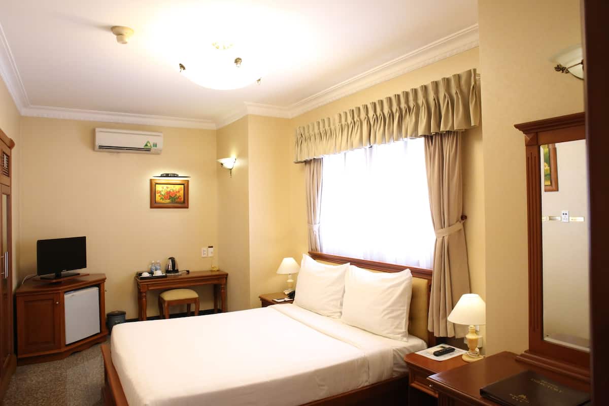 1 bedroom, minibar, in-room safe, desk