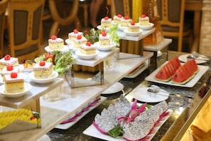 Desayuno estilo bufé