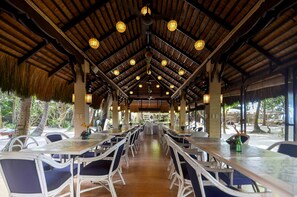 Breakfast, lunch, dinner served; Filipino cuisine  - Sea Wind Resort (Boracay Island)