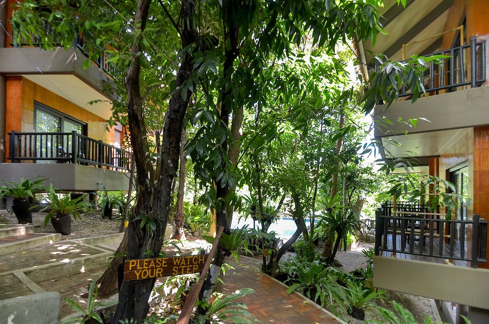 Sea Wind Boracay by null