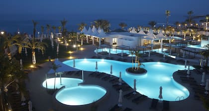 Sunrise Pearl Hotel & Spa