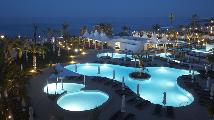 Sunrise Pearl Hotel & Spa