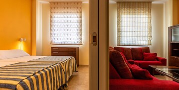 In-room safe, desk, iron/ironing board, free WiFi