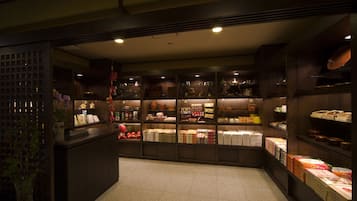 Gift shop