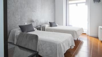1 bedroom, in-room safe, desk, blackout drapes
