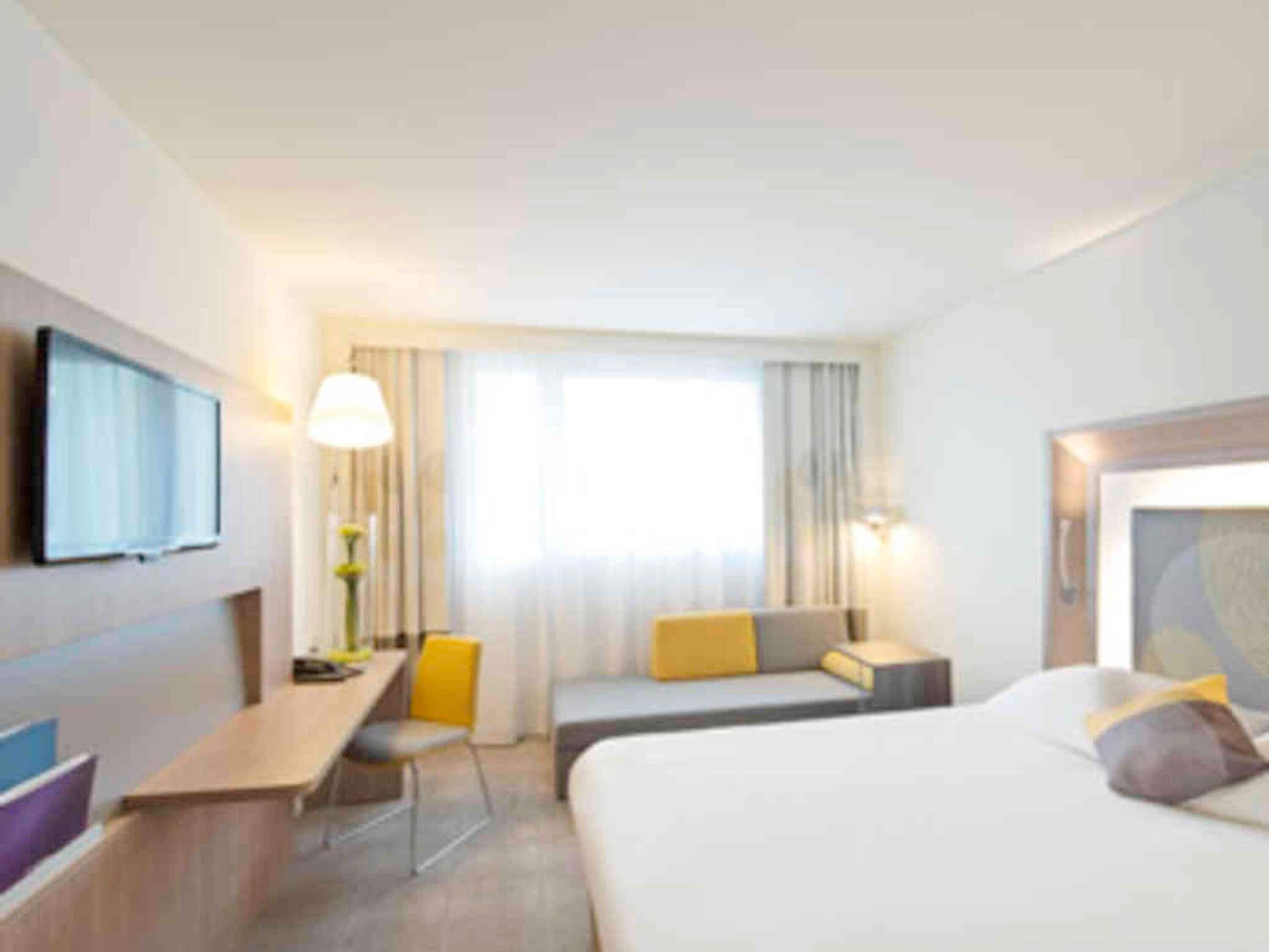 高級客房, 1 張標準雙人床和 1 張沙發床 | 高級寢具、迷你吧、書桌、遮光布/窗簾