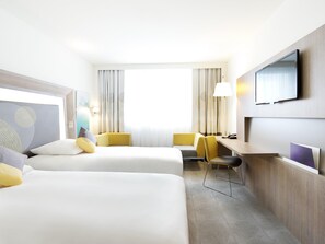 Superior Twin Room, 2 Twin Beds | Premium bedding, minibar, desk, blackout drapes