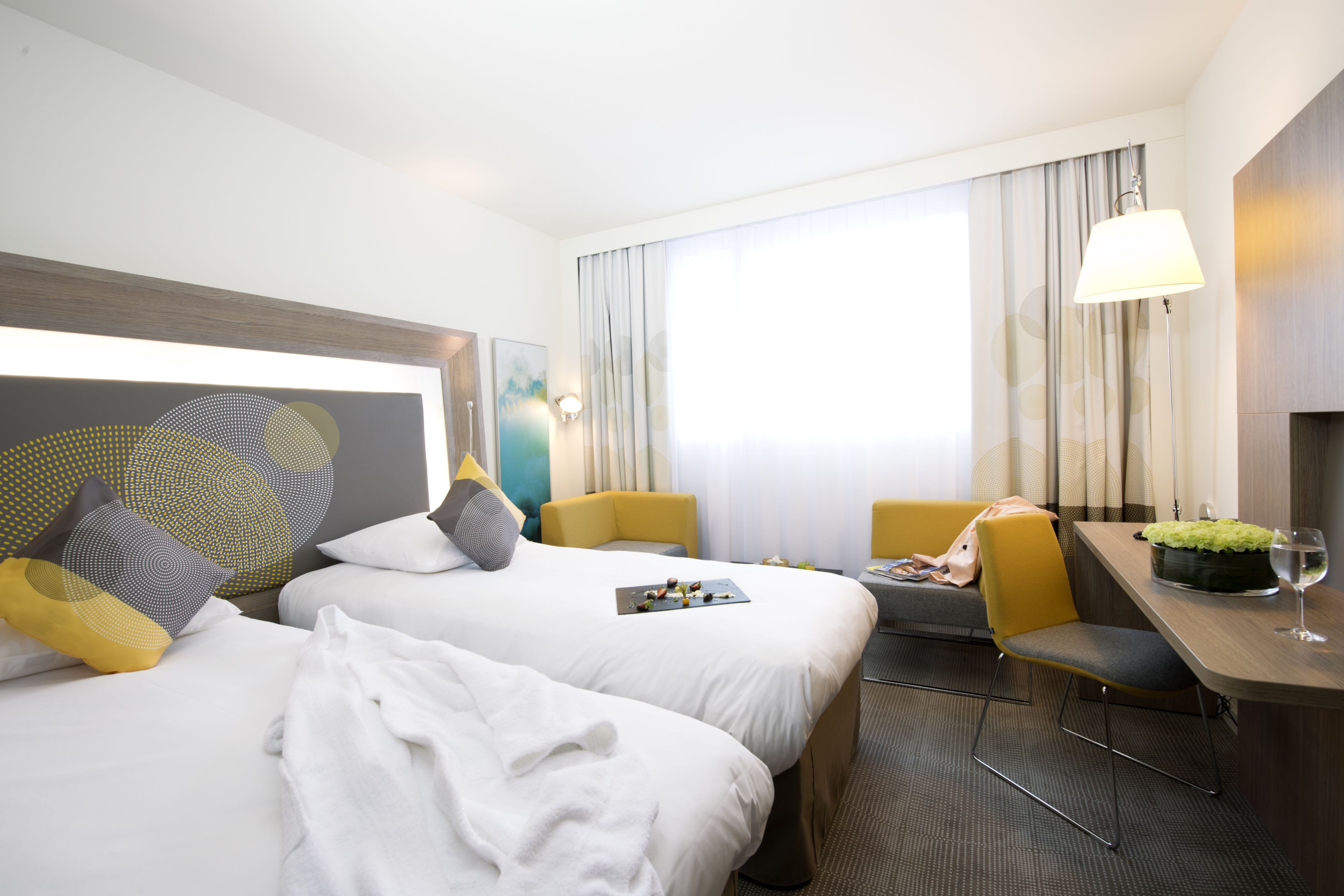 superior twin room, 2 single beds | premium bedding, minibar, desk, blackout curtains