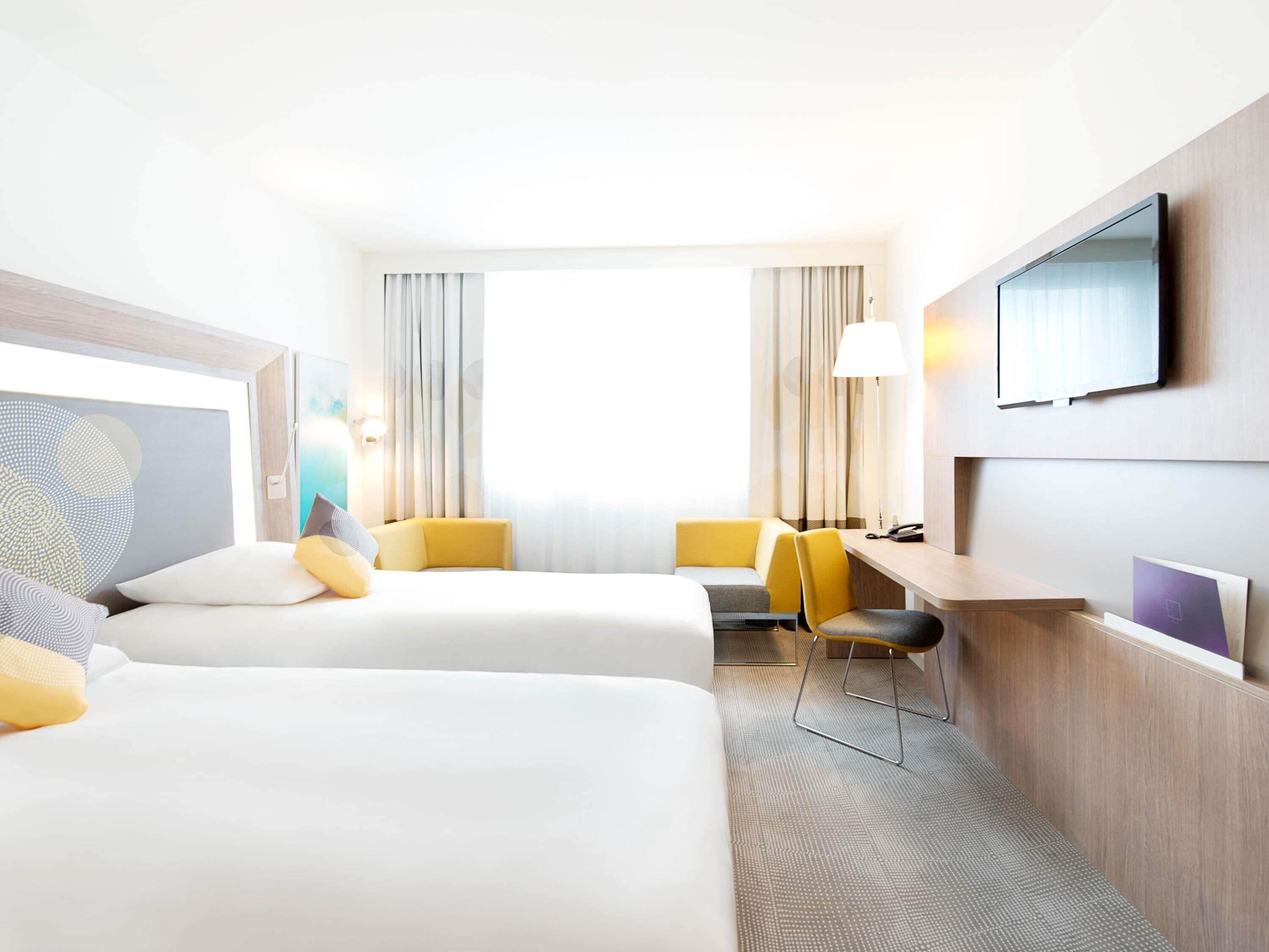 高級雙床房, 2 張單人床 | 高級寢具、迷你吧、書桌、遮光布/窗簾