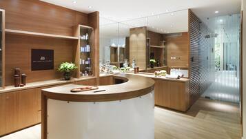 Behandlingsrum för par, bastu, ångbastu och turkiskt bad/hamam