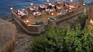 3 restaurants; breakfast, lunch and dinner served  - Kadikale Resort Spa (Bodrum)
