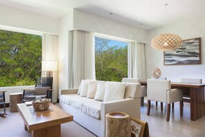 Presidential Suite, 1 King Bed with Sofa bed, Ocean View | Living room