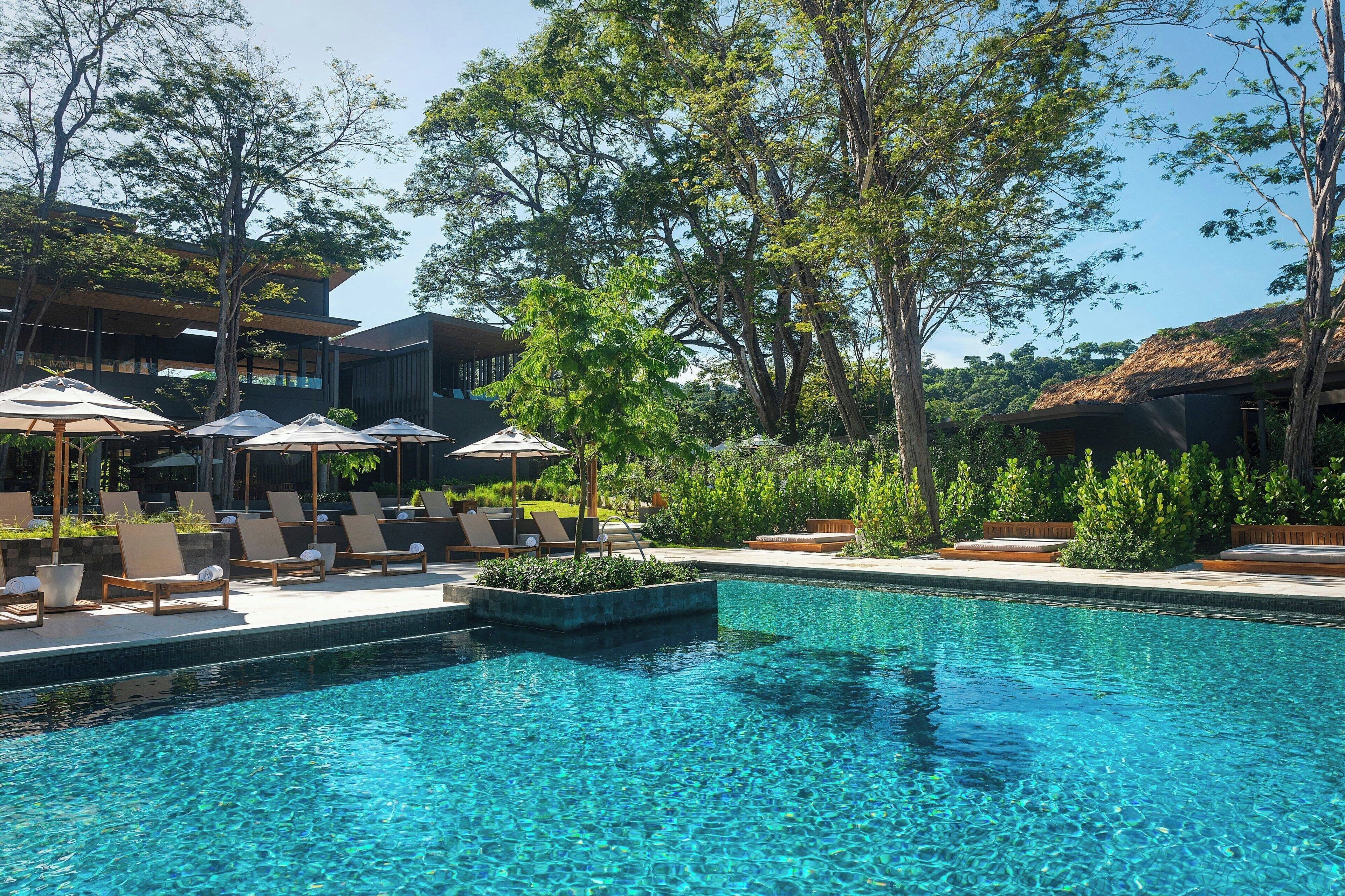 Utendørsbasseng og bassengtelt (mot betaling)